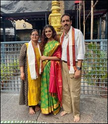 Malavika Sharma with Parents
