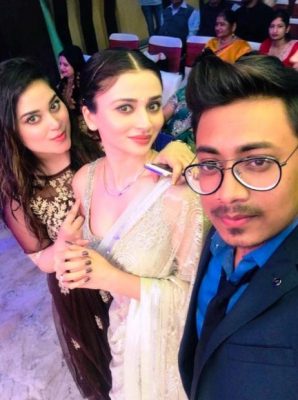Ankita-Srivastava with her Brother and Sister