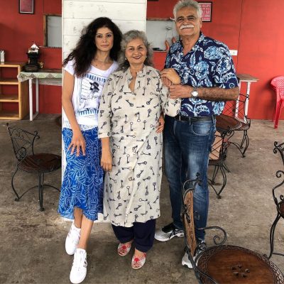 Pooja Batra With Her Parents