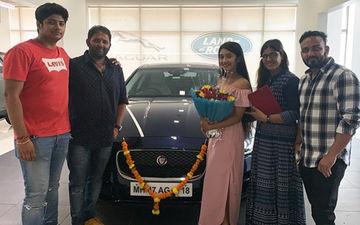 Shivangi Joshi With Her Car