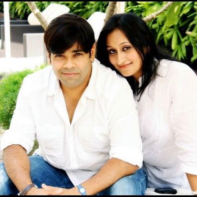 Kiku Sharda With His Wife Priyanka