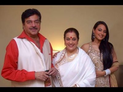 Sonakshi Sinha With Her Parents