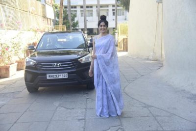 Adah Sharma With her Car