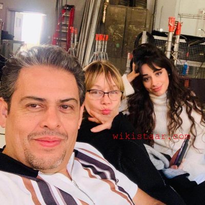 camilla-cabello-and-her-parents